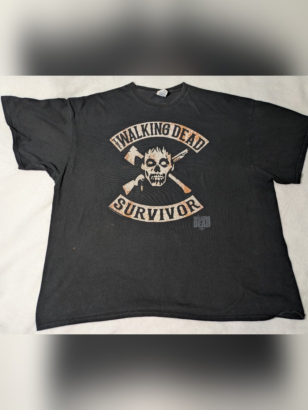 The Walking Dead "Survivor" Graphic T-Shirt - Black Short Sleeve Tee
